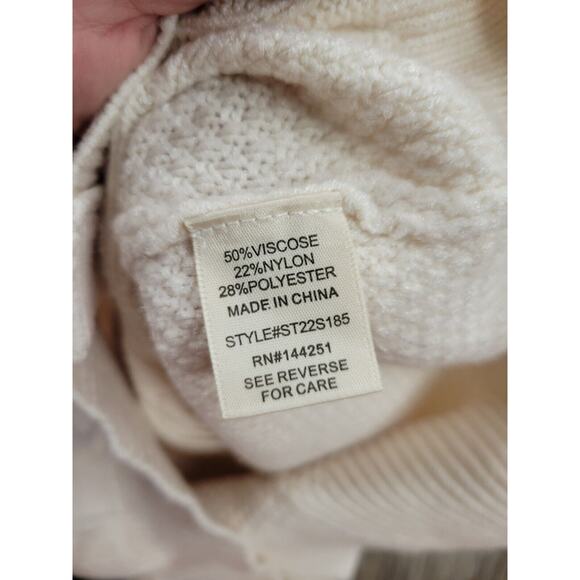 Sincerely Jules NWT Sweater Vest Ivory Cream Button Front Cable Knit Small - Picture 3 of 4